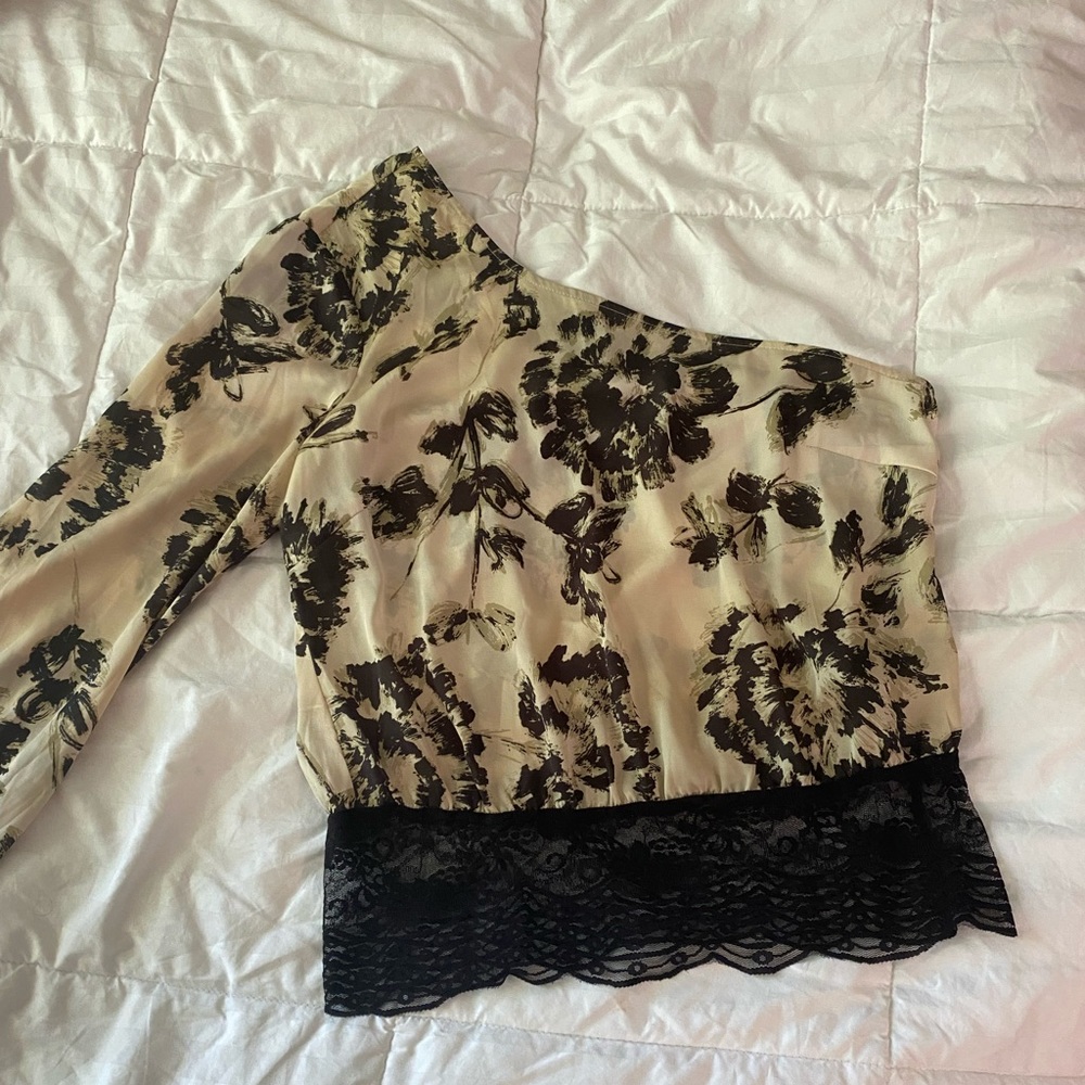Bebe One Shoulder Top